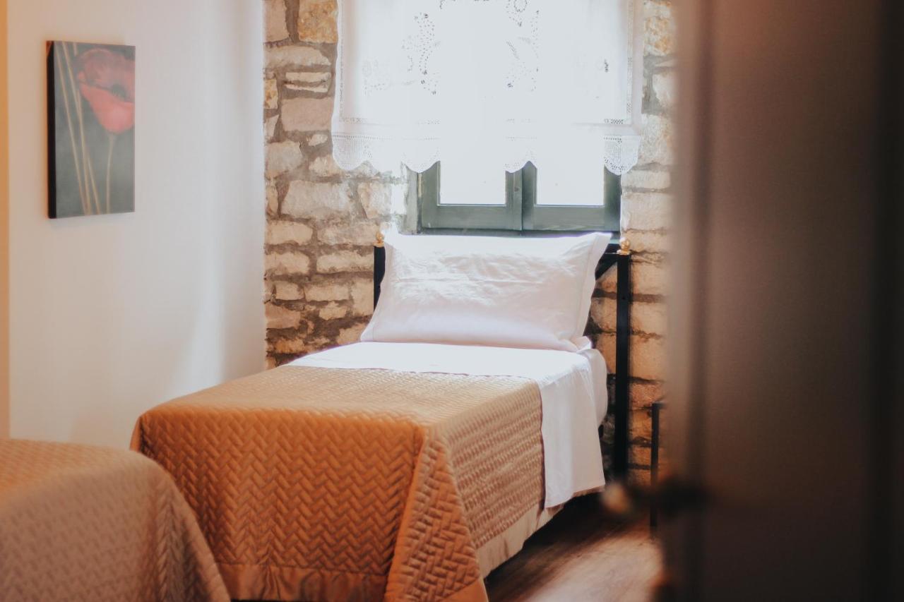 Bujtina Maria Hotel Stegopull Luaran gambar
